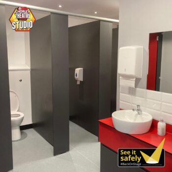 Studio Toilets